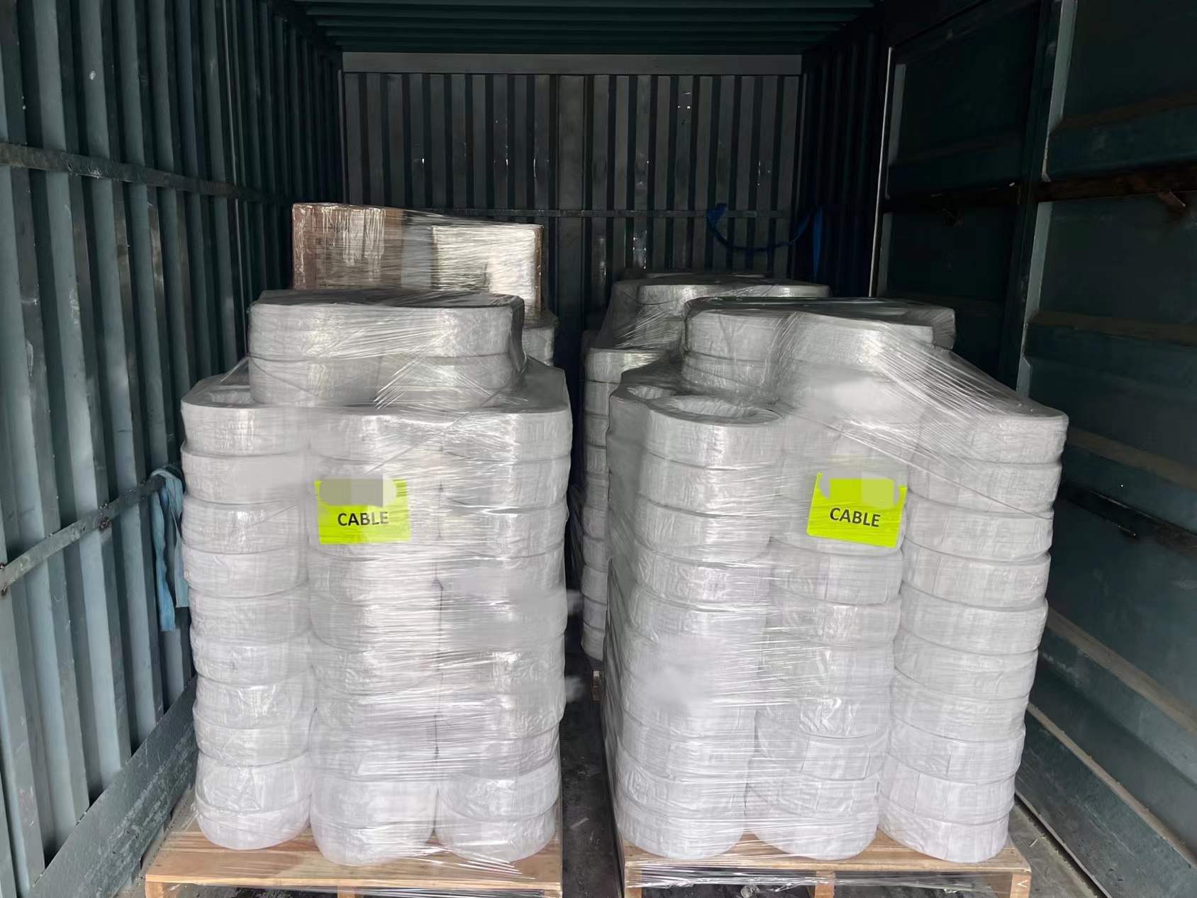 建圳達(dá)與英國裝修公司間接合作BS6004標(biāo)準(zhǔn)的6242Y電線